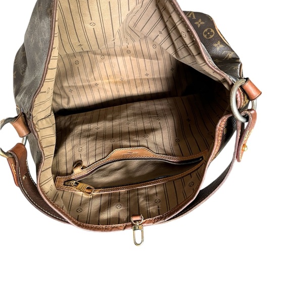 LOUIS VUITTON Delightful MM Brown Monogram Canvas Hobo Bag Discontinued - Picture 17 of 17